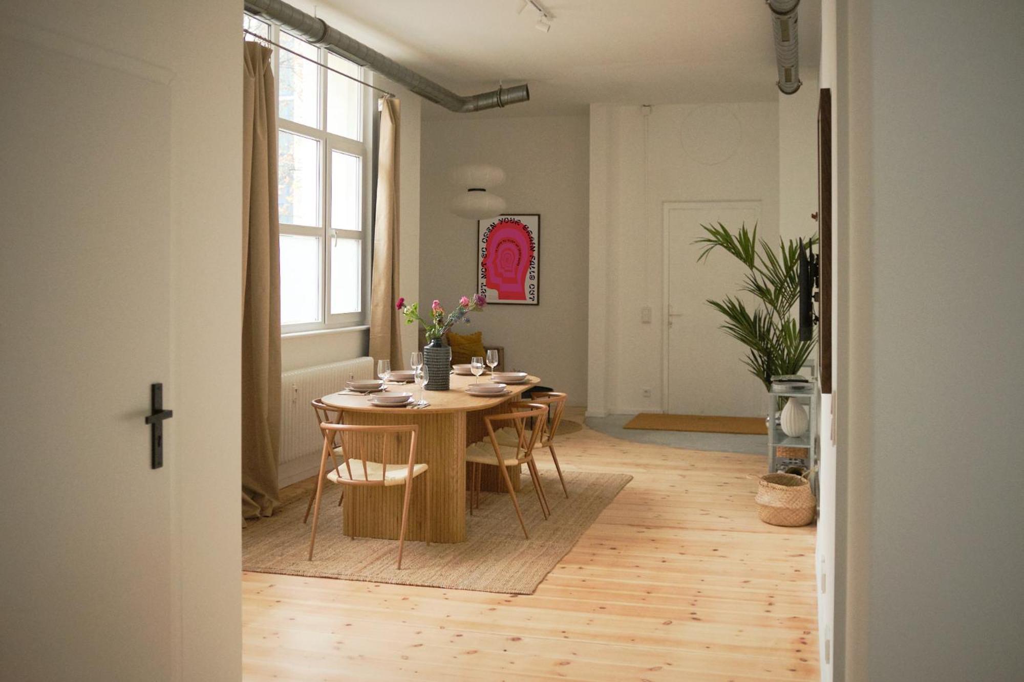 Modern Design 75sq In Mitte Appartement *